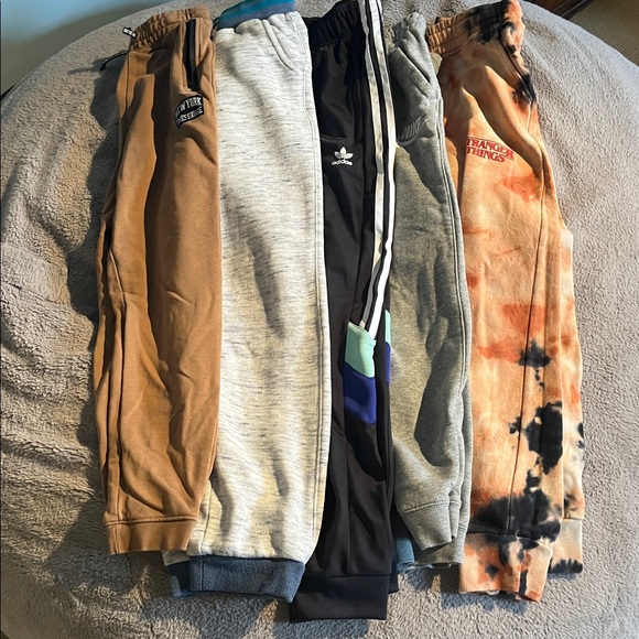 Assorted Jogger Pants Collection - Picture 4 of 4